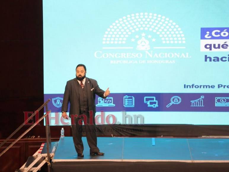 FOTOS: Con ausencia de bancadas presentaron “Informe de los 100 días” de gestión del Congreso Nacional