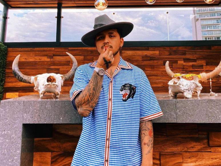 Los rumores que avivan el romance entre Christian Nodal y Ángela Aguilar