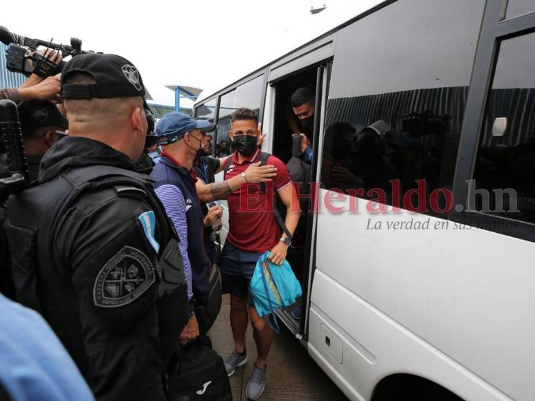 En medio de algarabía de su afición llega Motagua al Chelato Uclés (Fotos)