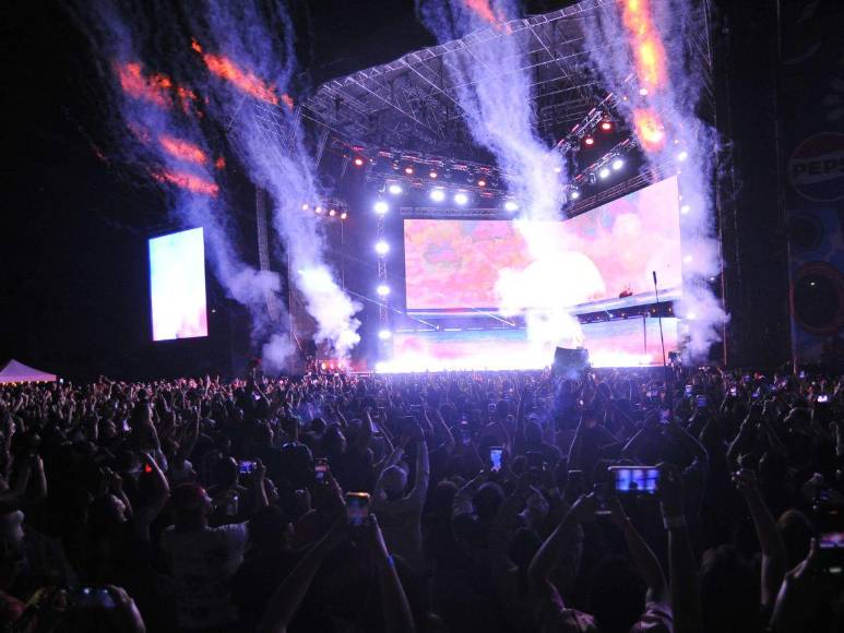 Myke Towers en Honduras: las mejores imágenes que dejó el concierto