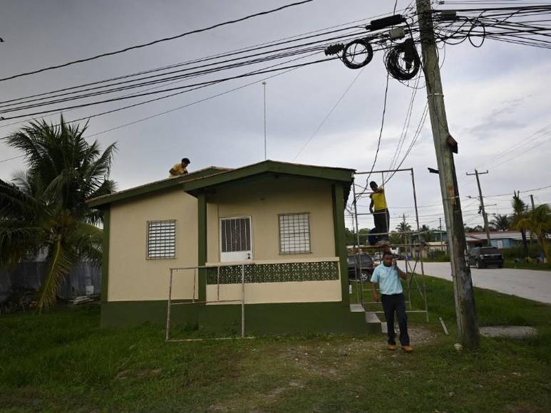 Belice se prepara para embate del huracán Lisa tras su paso por zona insular de Honduras