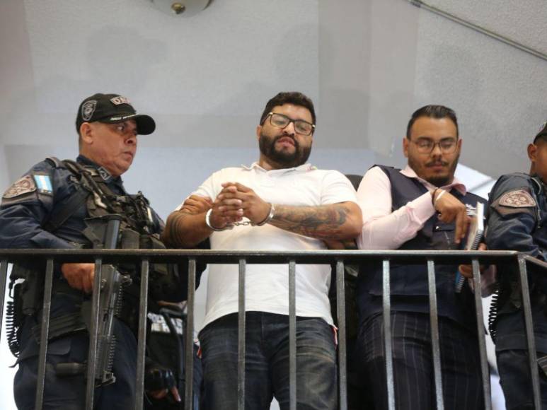 Denuncias por detención y fuerte escolta: la audiencia contra juez Marco Vallecillo