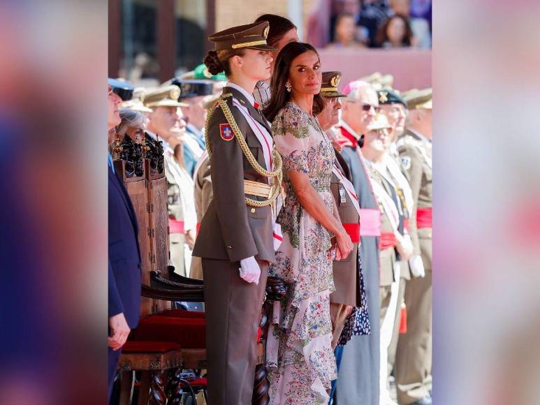 La princesa Leonor se despide de la academia militar en Zaragoza