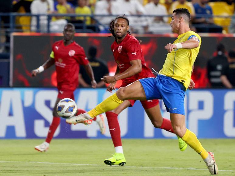 ¡Doblete de Cristiano Ronaldo!, Al Nassr venció al Al Duhail y el astro portugués sigue de fiesta