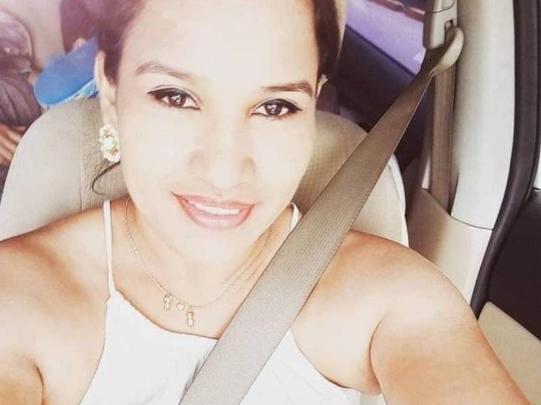 Cerca de su casa y frente a su hijo: Lo que se sabe del crimen contra emprendedora en La Lima, Cortés
