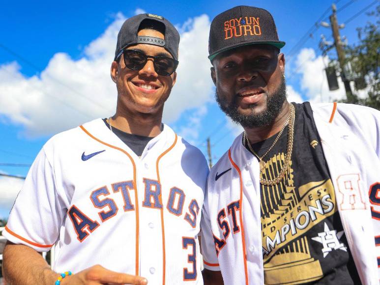 ¡Euforia total! Los Astros de Mauricio Dubón celebraron el título en la Serie Mundial con su afición en Houston
