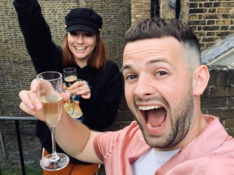 Así era Dani Hampson, la prometida del cantante Tom Mann que murió el mismo día de su boda