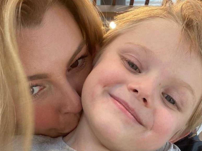 Julián Gil desconoce si Marjorie de Sousa le habla de él a su hijo