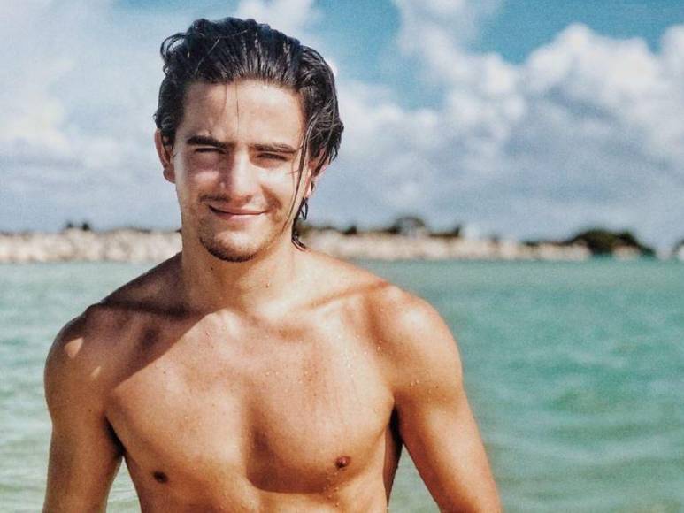 ¿Quién es Santiago Domínguez, el académico expulsado que fue salvado por los críticos?