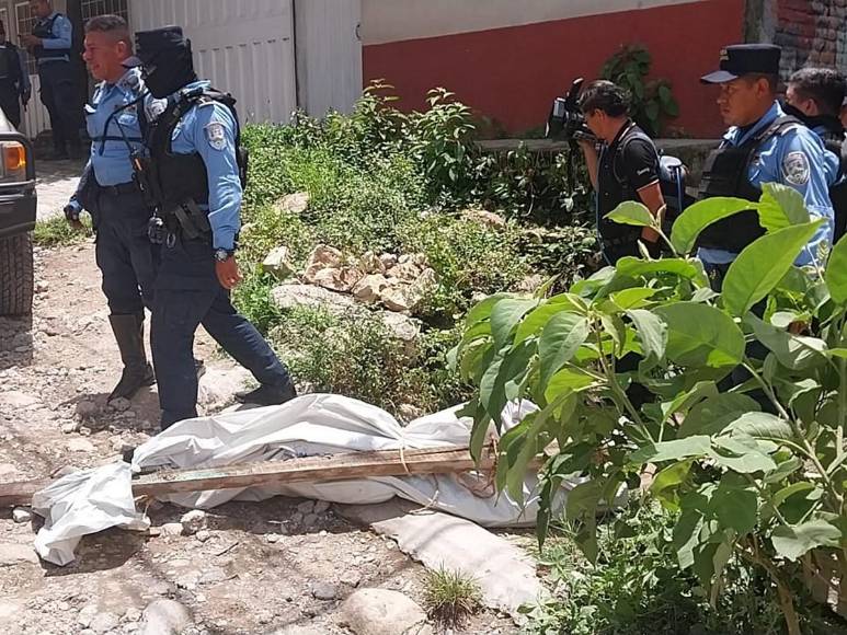 Policías acuden a Villa Nueva por tiroteo y rapto de un joven y hallan cementerio clandestino