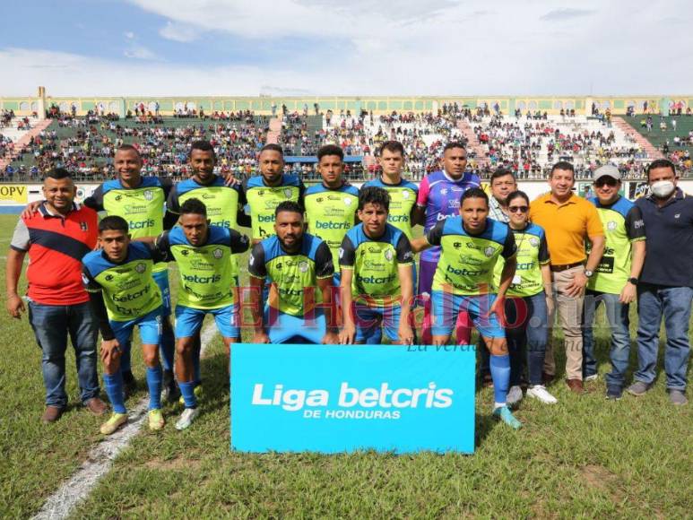 Fiesta, emotivas palabras y apoyo total: Así se vivió el debut de Potros en Liga Nacional