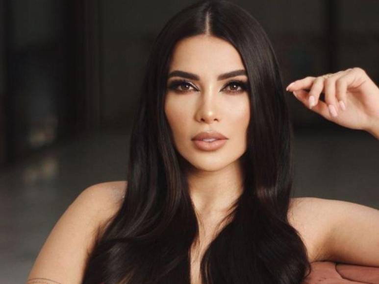 Modelo y mayor que Peso Pluma: así es Dania Méndez, la mujer que señalan como novia del cantante