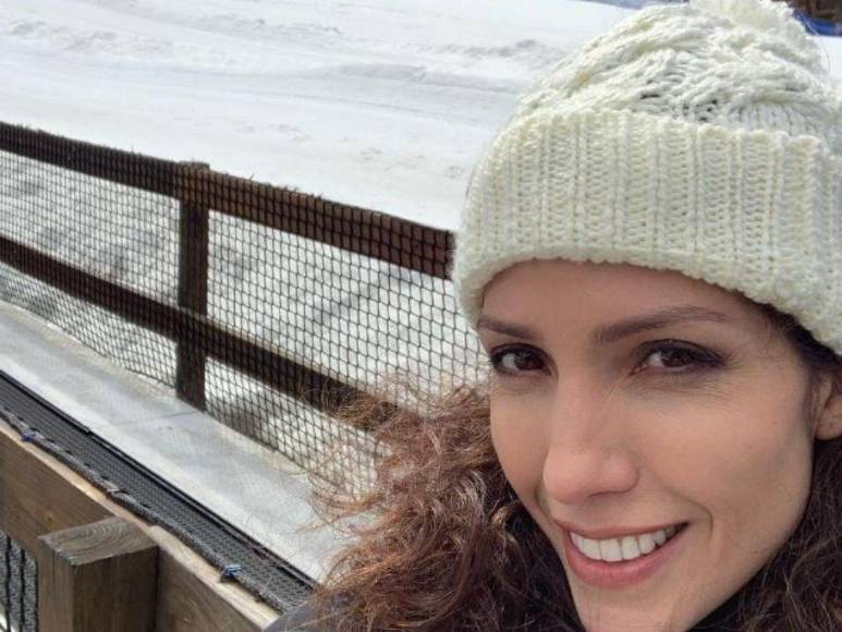 Ella es Lynda López, la hermana de Jennifer López que también brilla en la televisión