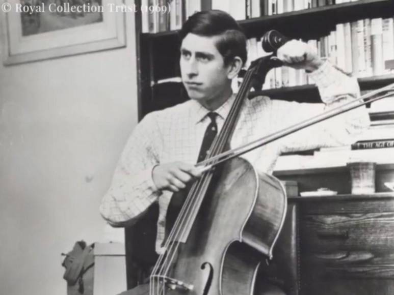 Primero con título universitario, pintor y saluda a los árboles: Curiosidades del rey Carlos III que no conocías