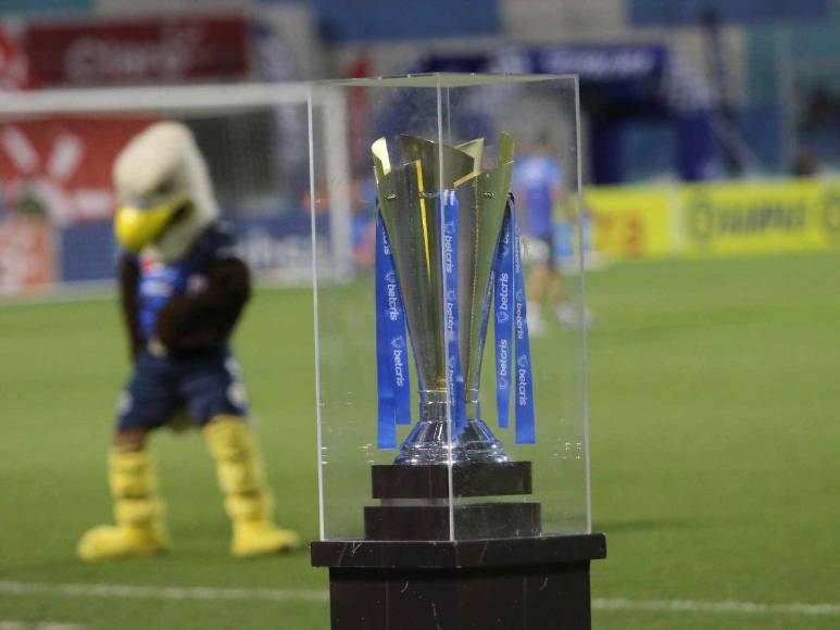 ¡Lo que no viste! Auzmendi molesto y Mónico sorprendió en el Motagua-Olancho