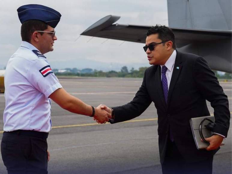 Costa Rica y Honduras suspenden visas por hoja de antecedentes