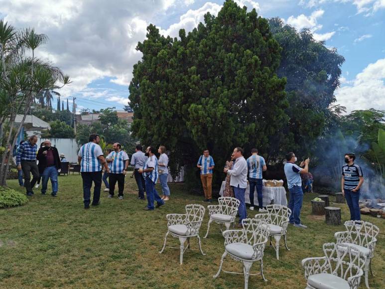 Así disfrutó la comunidad argentina en Honduras el decisivo partido contra México en el Mundial de Qatar 2022