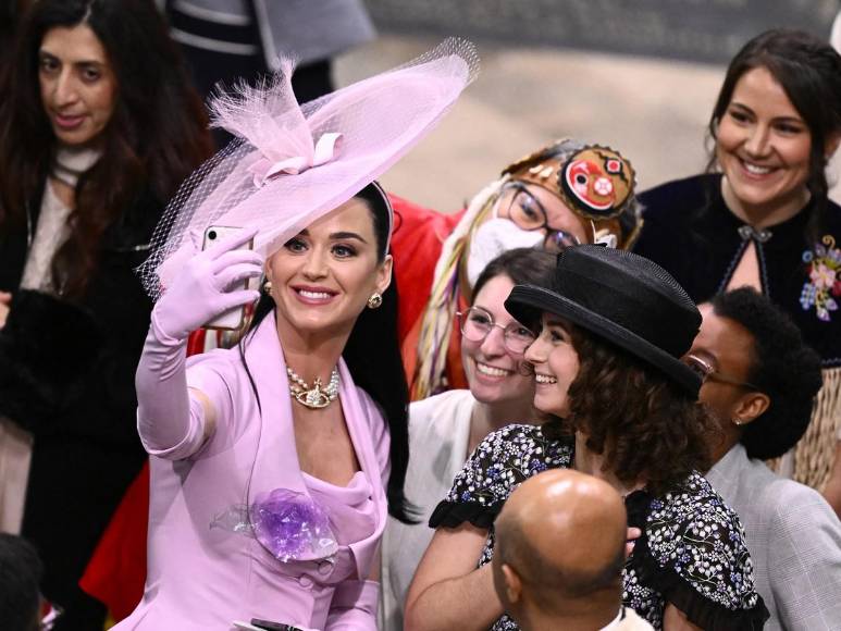 10 momentos virales de la coronación de Carlos III