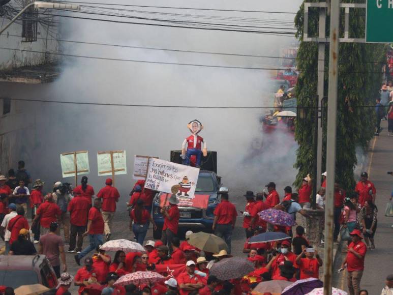 Las mejores imágenes de la marcha del Día del Trabajo en Tegucigalpa