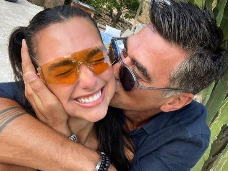 Conoce al atractivo padre de Dua Lipa que roba suspiros en redes sociales