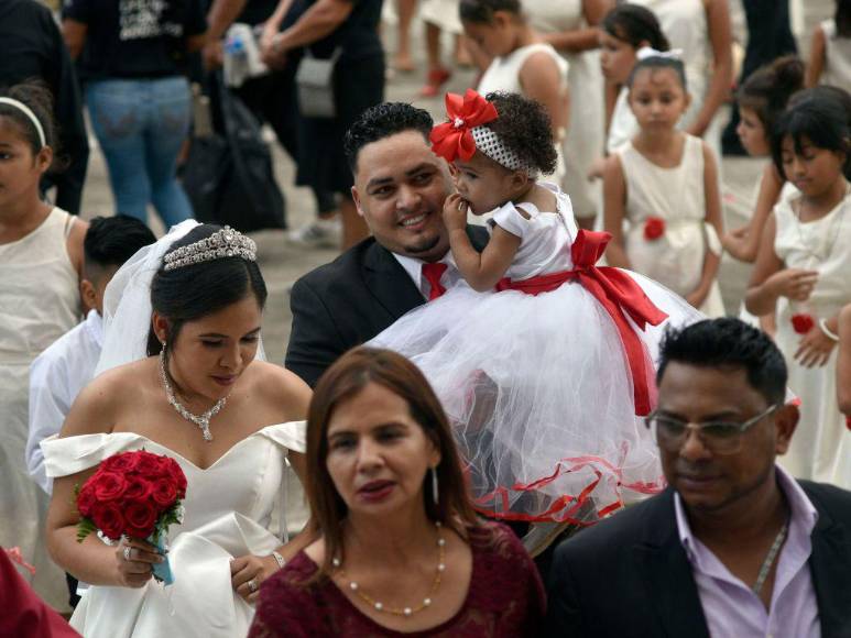 Costo simbólico de un lempira y más de un millón en premios: ¿cómo inscribirse a las “Bodas de Caná” en San Pedro Sula?