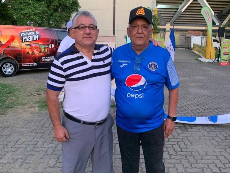 ¡Garra catracha! Aficionados hondureños presentes en Dominicana para el duelo de la H frente a Cuba