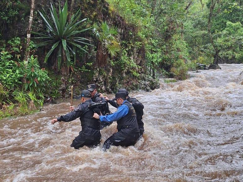 Boscoso y sin señal: la zona donde se hallaron los cuerpos de jóvenes raptados tras mudanza