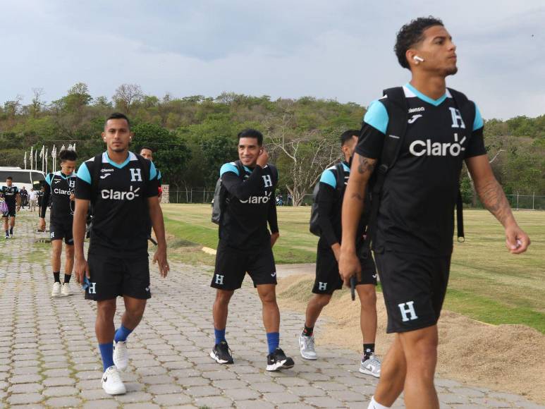 Armonía y arduo trabajo en entrenamiento de Honduras previo a duelo con Cuba