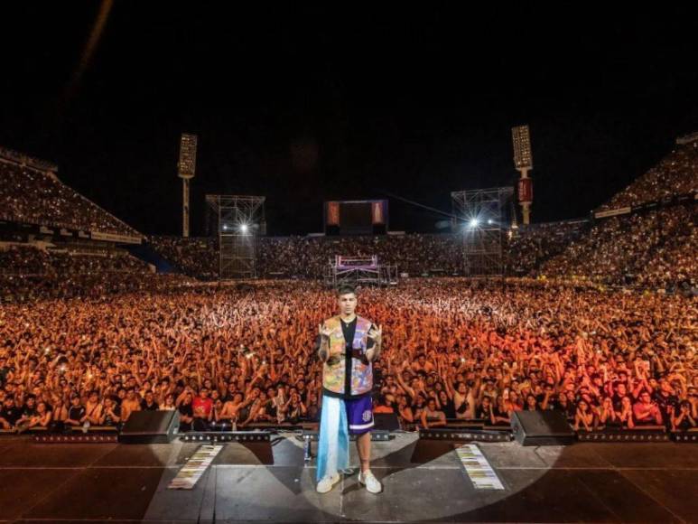 ¿Quién es Duki, el rapero que acompañará a Bizarrap en su paso por Honduras?