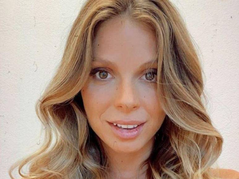 ¿Qué ha sido de Núria Tomás, la exnovia de Piqué a la que habría engañado con Shakira?