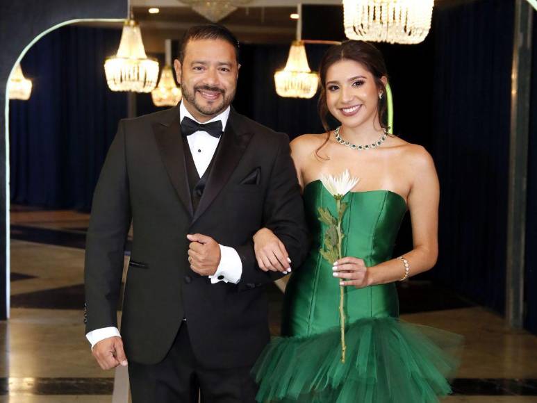 Prom Night 2024 de DelCampo School, aúna júbilo y sobriedad