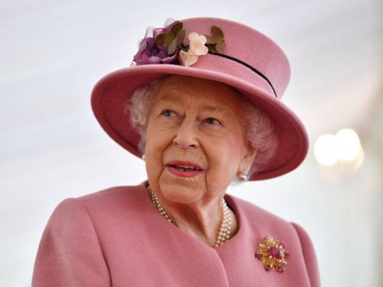 Preocupación mundial por la salud de la reina Isabel II tras contagio de covid-19