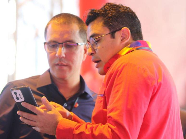 Invitados internacionales presentes en la conmemoración de 15 años del golpe de Estado