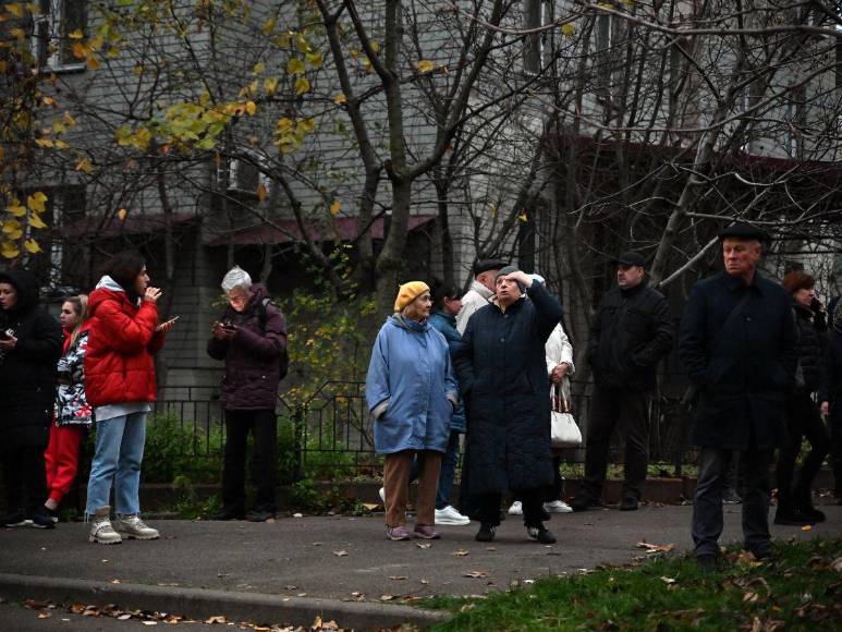 Un muerto, cortes de luz y edificios en llamas: los daños en Ucrania tras ataque ruso con misiles
