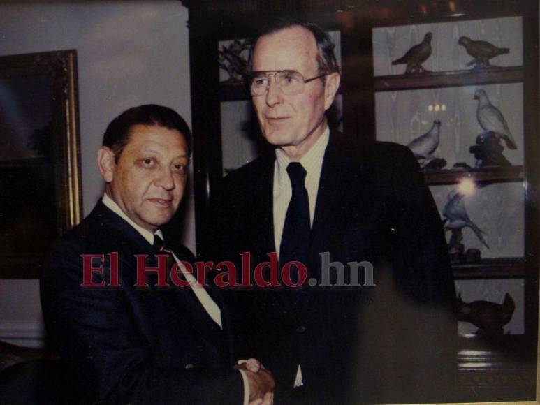 Destacado político, diplomático y analista: La trayectoria de Enrique Ortez Colindres