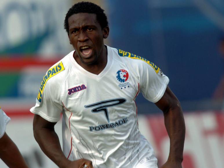 ¿Qué ha sido de la vida de Hendry Thomas, mundialista con Honduras?