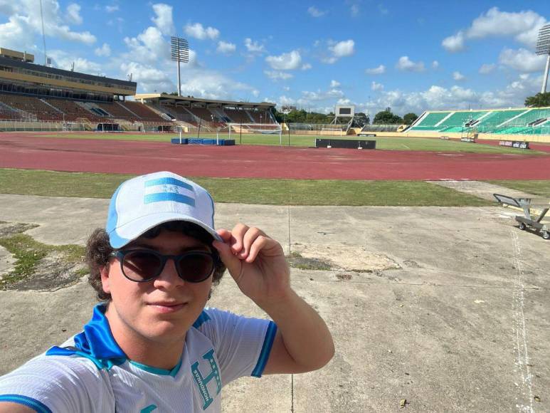 ¡Garra catracha! Aficionados hondureños presentes en Dominicana para el duelo de la H frente a Cuba