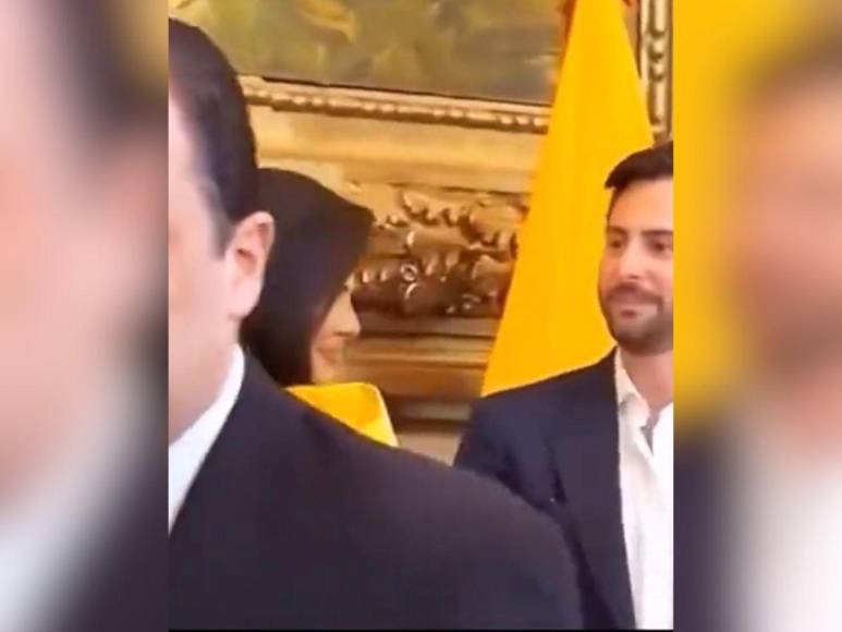 Reacción de Niels Olsen, ministro de Ecuador, al ver a Sheynnis Palacios