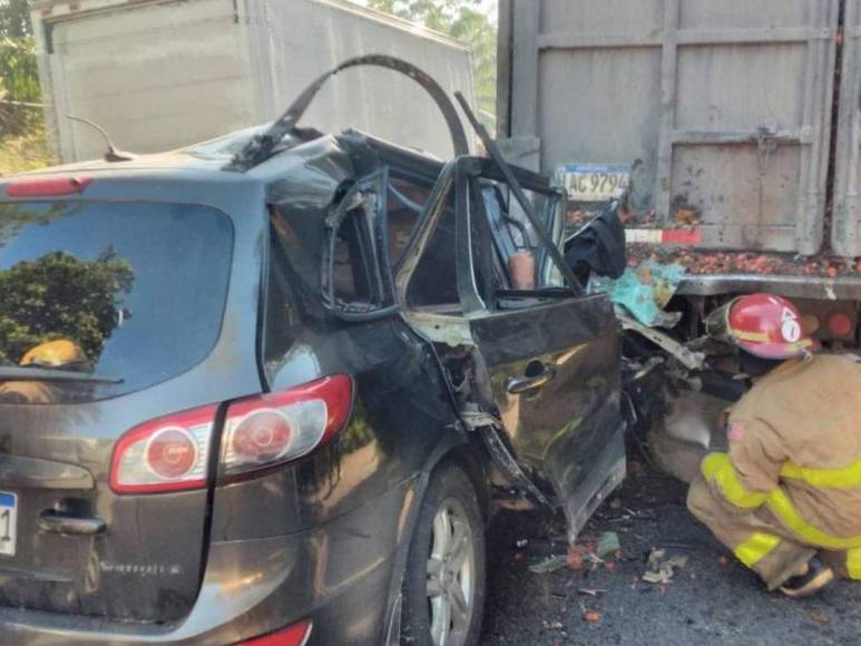 Dos niños y tres mujeres, las víctimas del brutal choque en el Triunfo de la Cruz