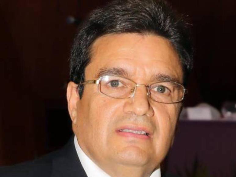 Rostros de los 15 candidatos a magistrados que habrían negociado los partidos