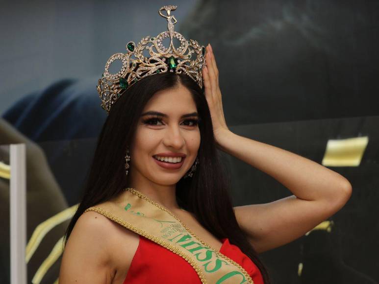 Actriz de teatro, empresaria y mercadóloga: Así es Yariela García, Miss Grand Honduras 2024