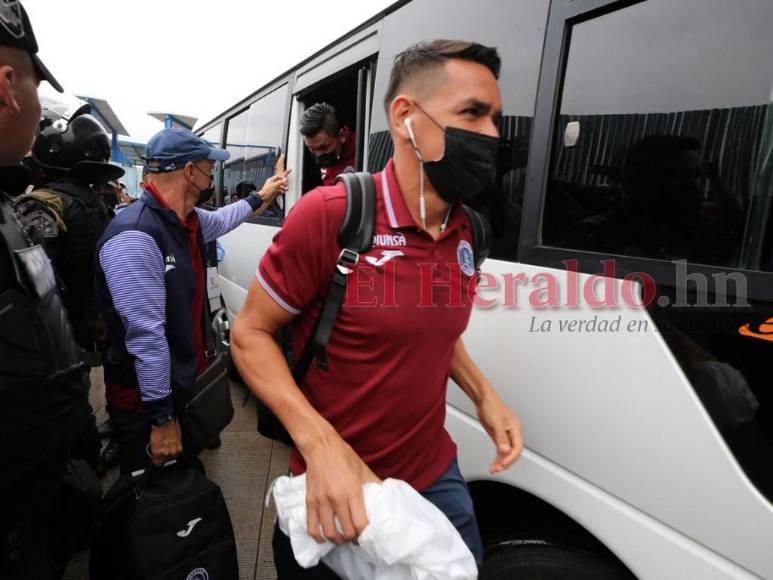 En medio de algarabía de su afición llega Motagua al Chelato Uclés (Fotos)