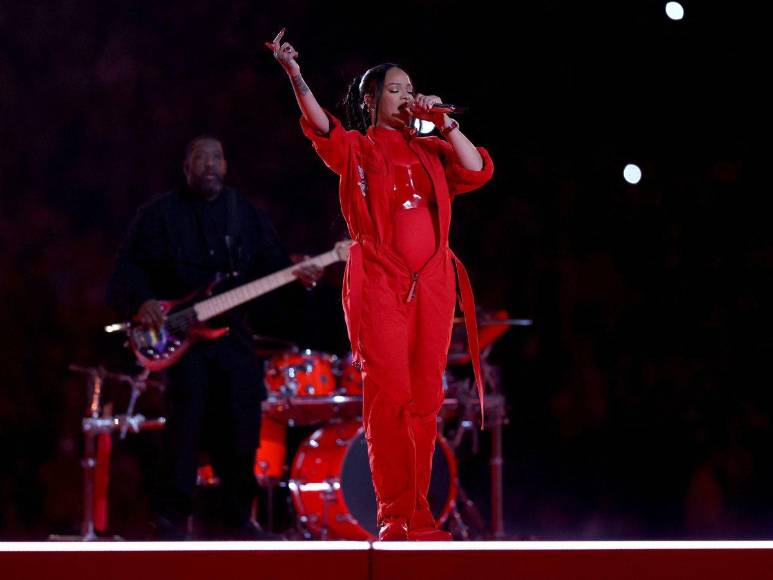 Esto es lo que significó el look premamá de Rihanna en el Super Bowl 2023