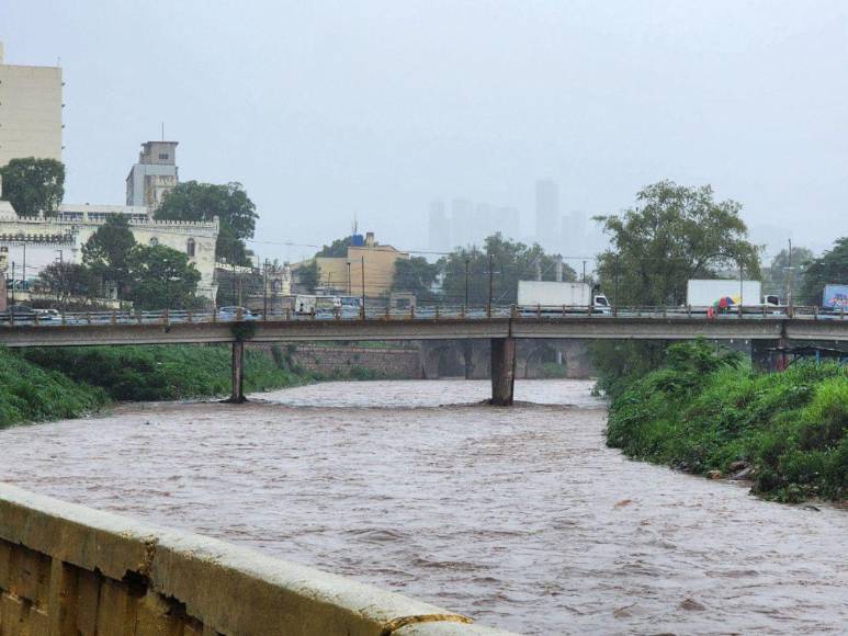 Así luce la capital tras las intensas lluvias que han azotado al país