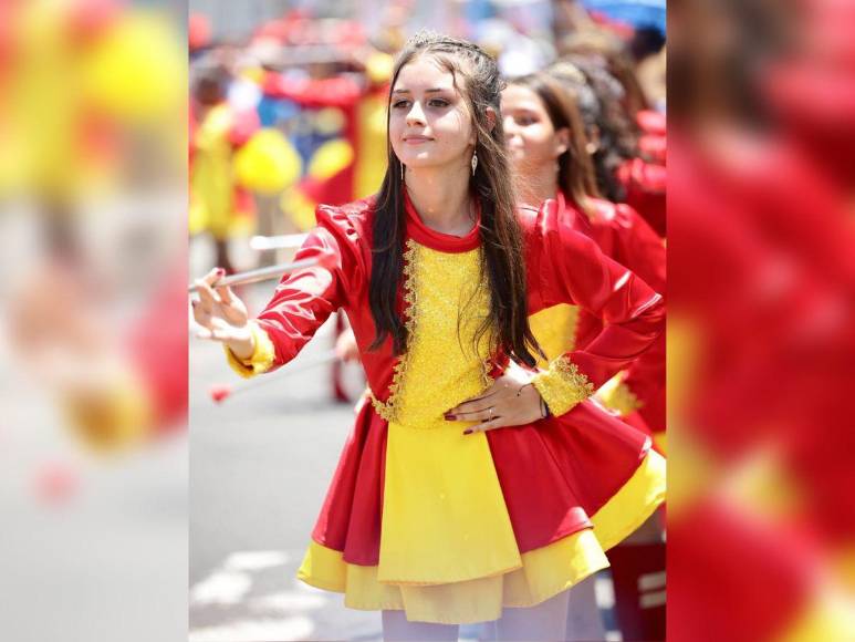 Andrea Lara, la bella palillona del Instituto Jesús de Nazareth que se robó las miradas en San Pedro Sula