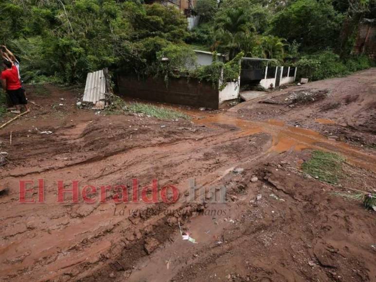 Imágenes de las zonas afectadas en la capital por las fuertes lluvias