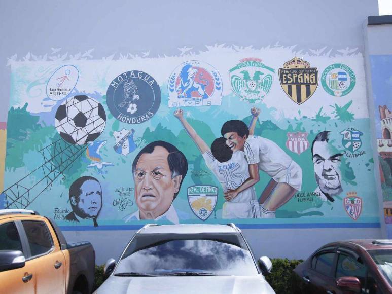 Inician los preparativos del Estadio Nacional para Honduras -México
