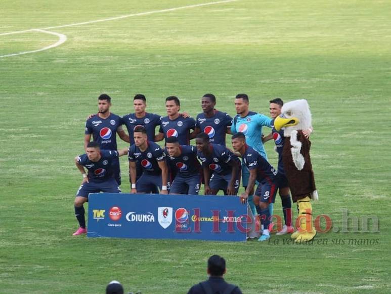 Apoyo, optimismo y presión: El ambiente festivo en el Motagua - Vida por el pase a semifinales