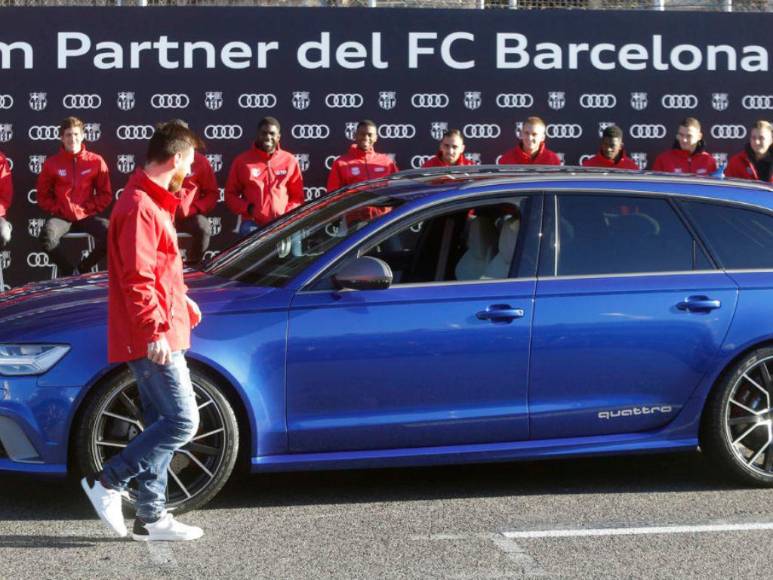 Costosos y con significado especial: Así es la colección de lujosos autos de Lionel Messi