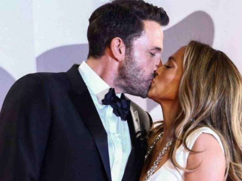 Madre de Jennifer López le habría aconsejado divorciarse de Ben Affleck